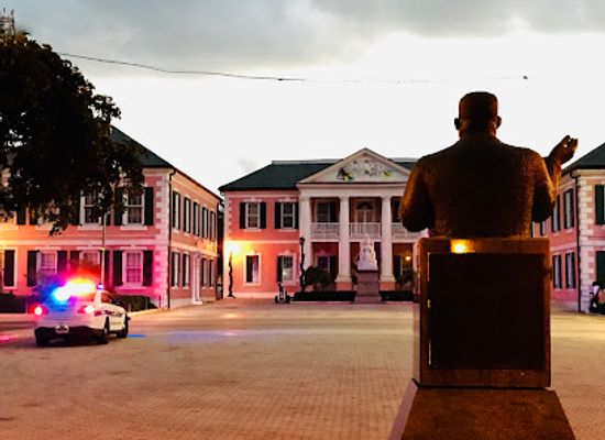 the-bahamas/nassau/landmark/rawson-square
