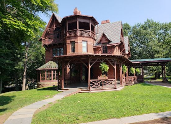 connecticut/hartford/west-end/landmark/the-mark-twain-house-museum