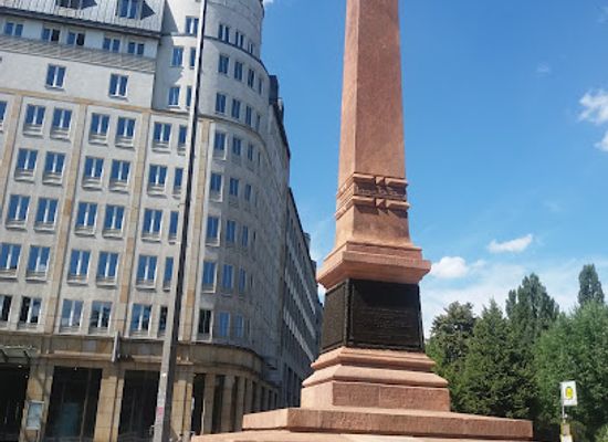 germany/leipzig/landmark/denkmal-der-leipzig-dresdner-eisenbahn