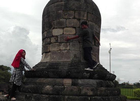indonesia/central-java/landmark/plaosan-lor-temple