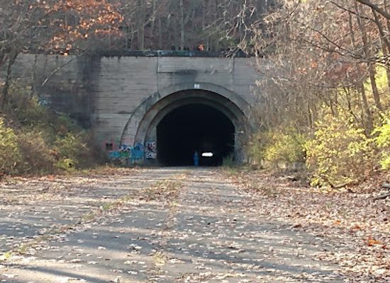 pennsylvania/northern-tier/landmark/abandoned-pa-turnpike