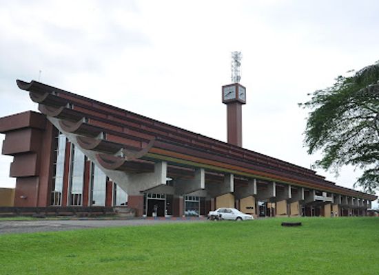 cameroon/littoral/landmark/gare-de-bessengue