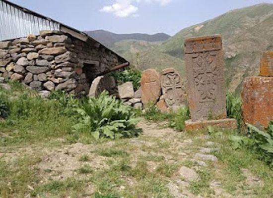 armenia/vayots-dzor/landmark/tukh-manuk