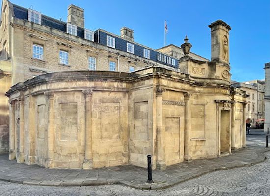 united-kingdom/bath/attraction/the-cross-bath