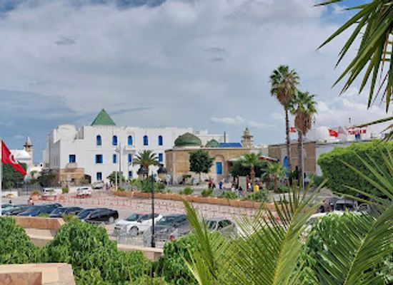 tunisia/tunisian-sahara/landmark/mausoleum-of-mohammad-laz