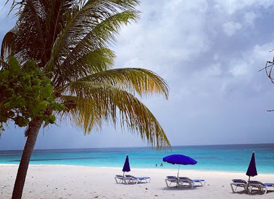 anguilla/shoal-bay/landmark/madeariman