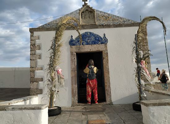 portugal/nazare/landmark/chapel-of-the-miracle-s-memory