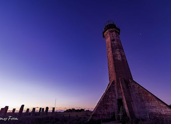 texas/gulf-coast/landmark/sabine-pass-lighthouse