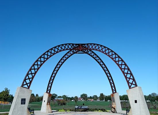 illinois/northern-illinois/landmark/selvaggio-historic-arches