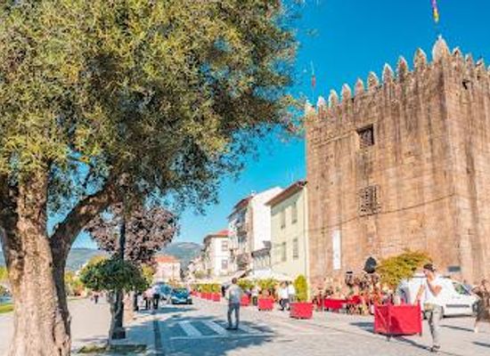 portugal/minho/landmark/tower-cadeia-velha