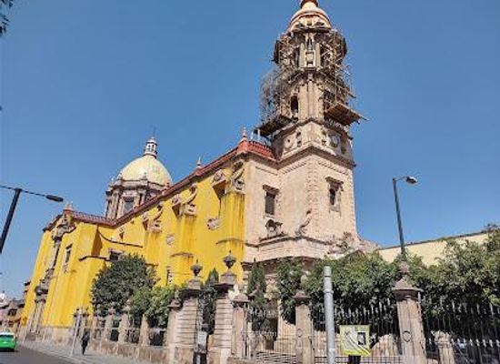 mexico/bajio/landmark/templo-de-el-carmen