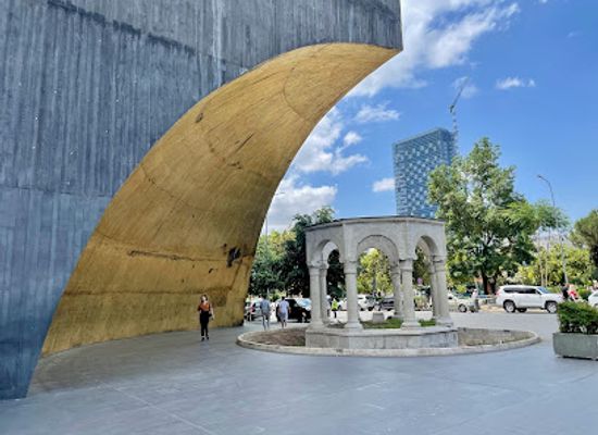 albania/tirana/landmark/tyrbja-e-kapllan-pashes