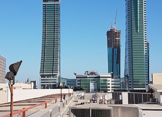bahrain/juffair/landmark/souq-bab-al-bahrain