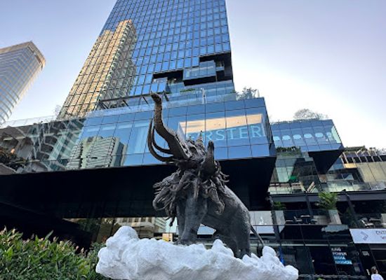 thailand/bangkok/silom/landmark/mahanakhon-sculpture-park
