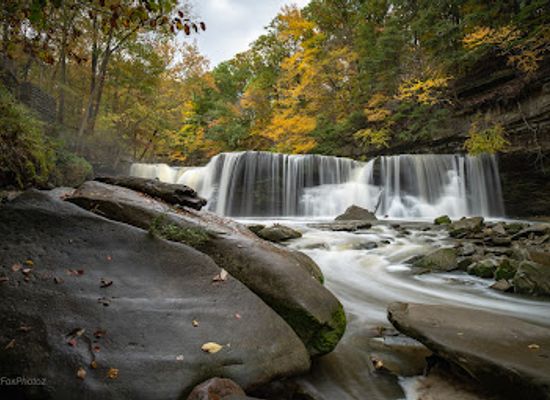 ohio/western-reserve/landmark/great-falls-of-tinkers-creek