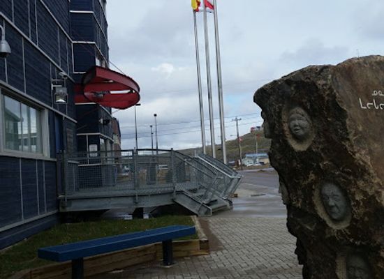 canada/iqaluit/landmark/legislative-assembly-of-nunavut