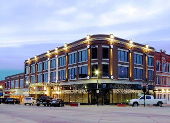 oklahoma/bartlesville/landmark/the-refinery-at-the-johnstone-sare-building