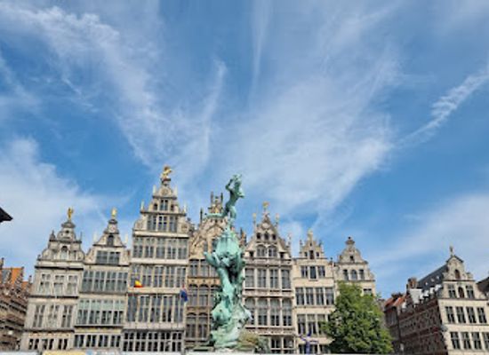 belgium/antwerp/landmark/guild-houses