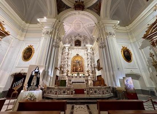 italy/apulia/landmark/chiesa-di-santa-maria-del-suffragio