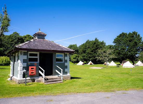 ireland/westport/landmark/the-caravan-camping-park-at-westport-estate