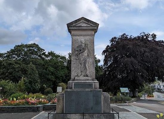 united-kingdom/cumbria/landmark/keswick-war-memorial