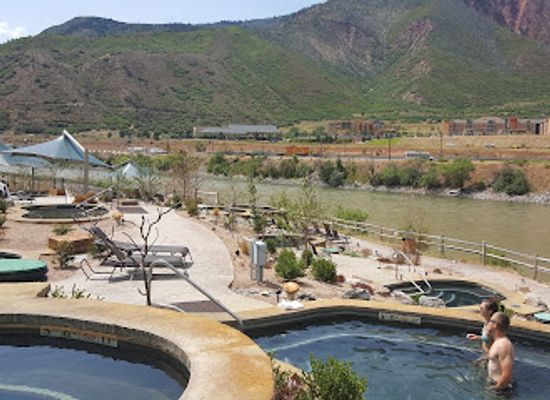 colorado/glenwood-springs/landmark/iron-mountain-hot-springs