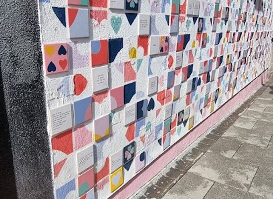 ireland/dublin/landmark/wall-of-love