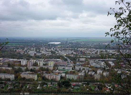 hungary/tatabanya/landmark/turul-monument