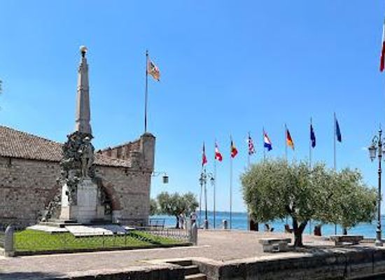 italy/verona/landmark/monumento-commemorativo-ai-caduti