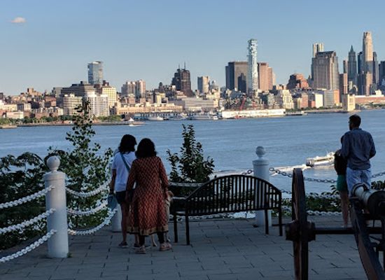 new-jersey/hoboken/landmark/castle-point-lookout