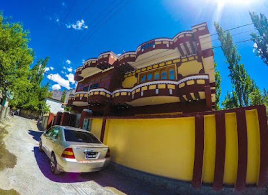 pakistan/skardu/landmark/wazir-guest-house-skardu