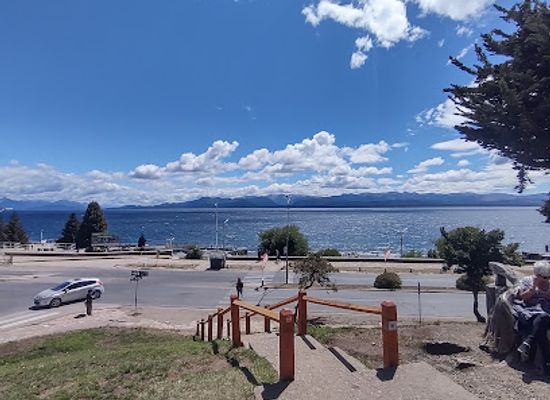 argentina/san-carlos-de-bariloche/landmark/galeria-del-sol-bariloche