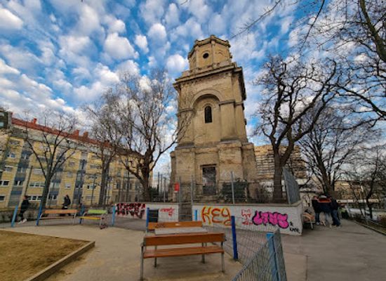 austria/vienna/wahring/landmark/wahring-water-tower