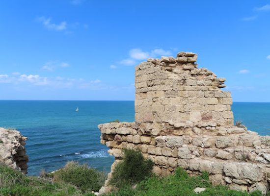 israel/sharon-plain/landmark/apollonia-fortress