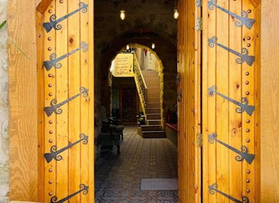 jordan/dana-village/landmark/dana-gate-lodge