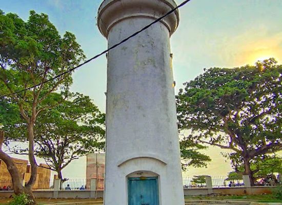 india/kozhikode/landmark/kozhikode-beach-light-house