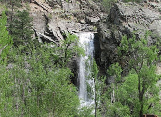 south-dakota/spearfish-canyon/landmark/bridal-veil-falls