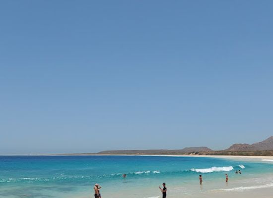 cabo-verde/praia-de-santa-monica/landmark/plage-de-santa-monica