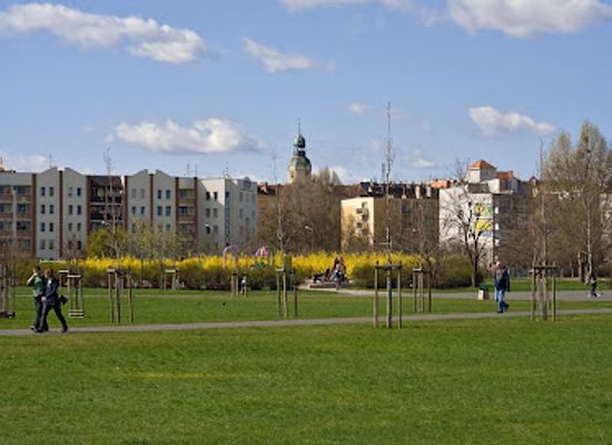 poland/poznan/wilda/landmark/john-paul-ii-park