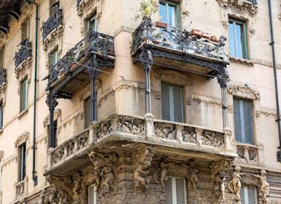 italy/bergamo/landmark/casa-guazzoni