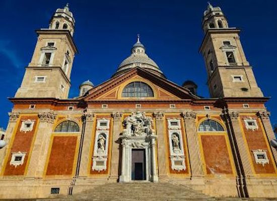 italy/genoa/landmark/basilica-di-santa-maria-assunta-in-carignano