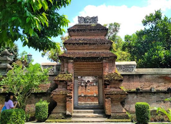 indonesia/yogyakarta/landmark/jogja-walking-tour