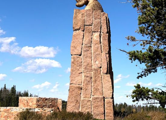 wyoming/laramie-plains/landmark/abraham-lincoln-memorial-monument