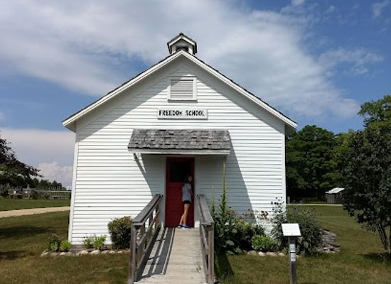 michigan/northern-michigan/landmark/mackinaw-area-historical-society-heritage-village