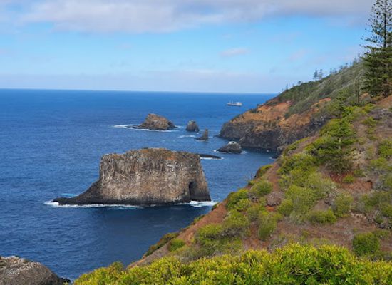 norfolk-island/rocky-point/landmark/captain-cook-lookout