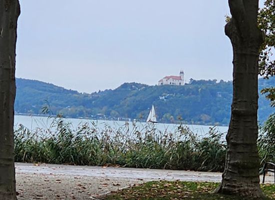 hungary/balaton-uplands-national-park/landmark/tagore-promenade