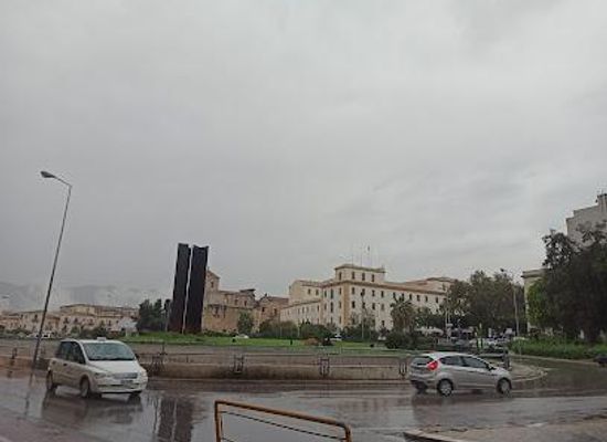 italy/palermo/landmark/piazza-xiii-vittime