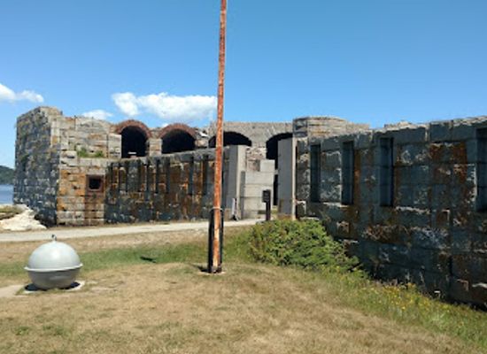 maine/washington-county/landmark/fort-baldwin-state-historic-site