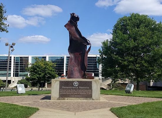 michigan/lansing/landmark/remembrance-memorial