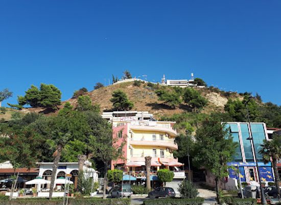 albania/vlore/landmark/aulona-luna-park